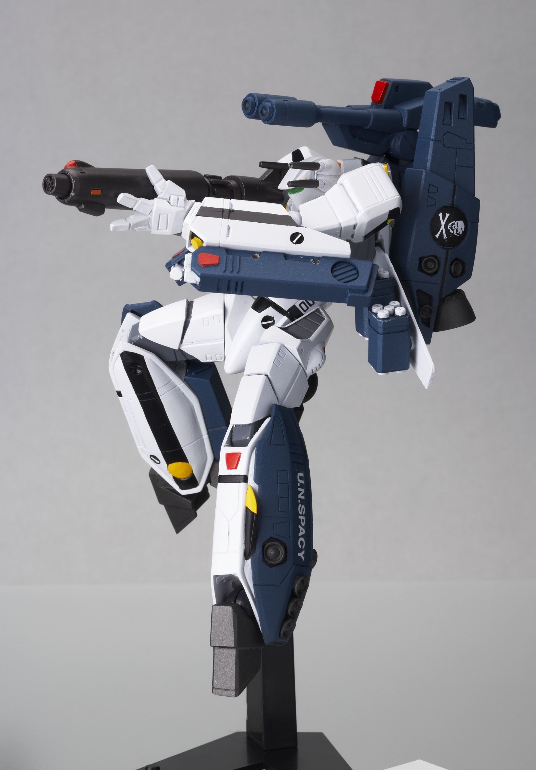 Amazon.co.jp: リボルテックヤマグチ No.36 劇場版 ストライク