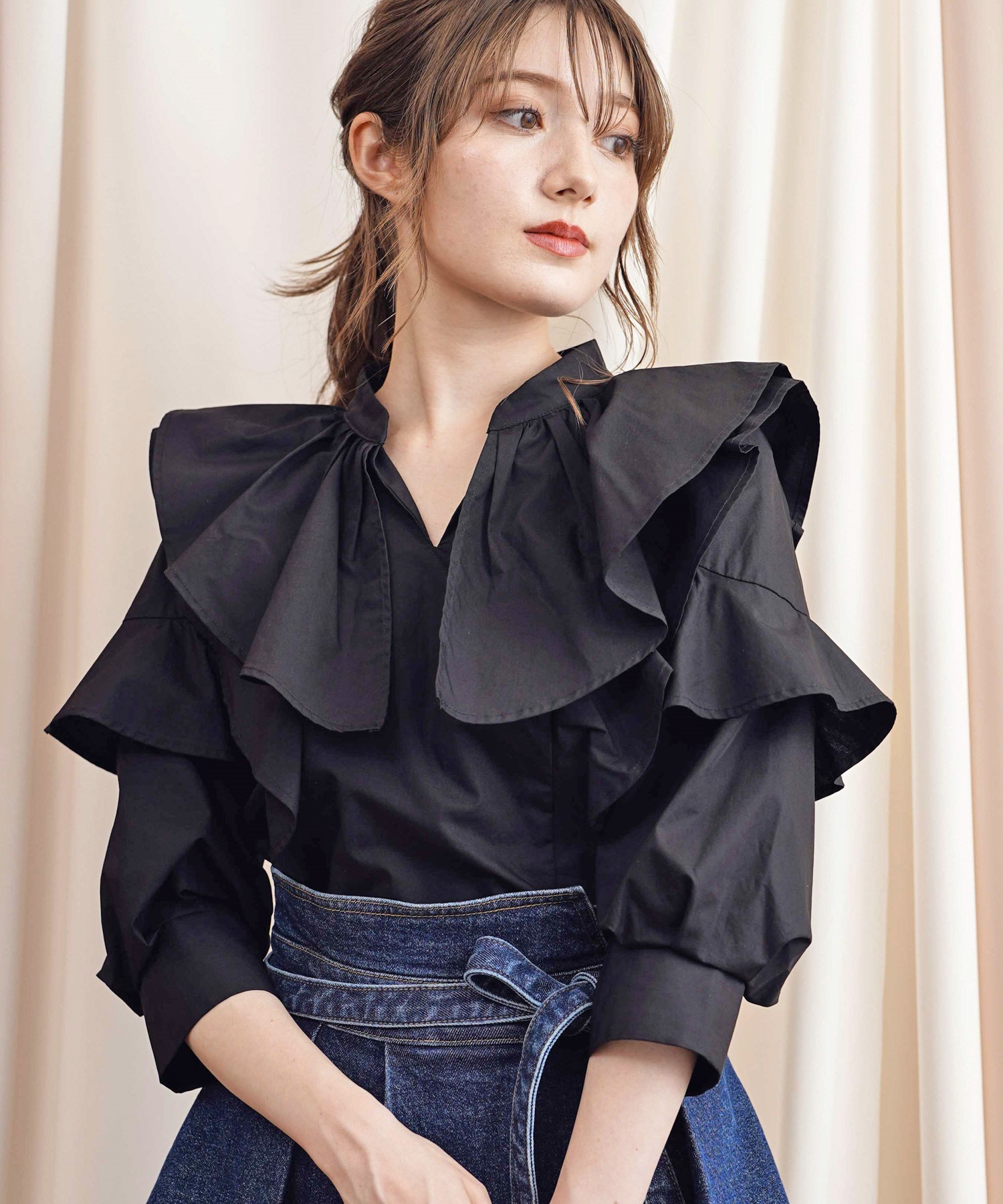 フリルブラウス | シャツ・ブラウス | NOELA OFFICIAL WEB STORE