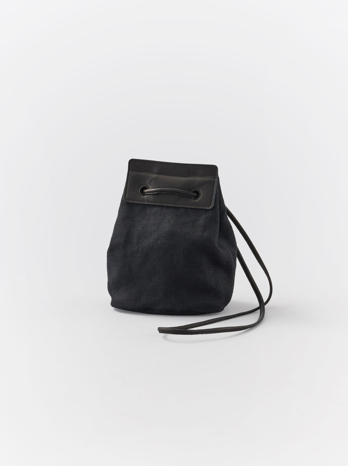 Oval lantern shoulder bag mini – ARTS&SCIENCE ONLINE SELLER