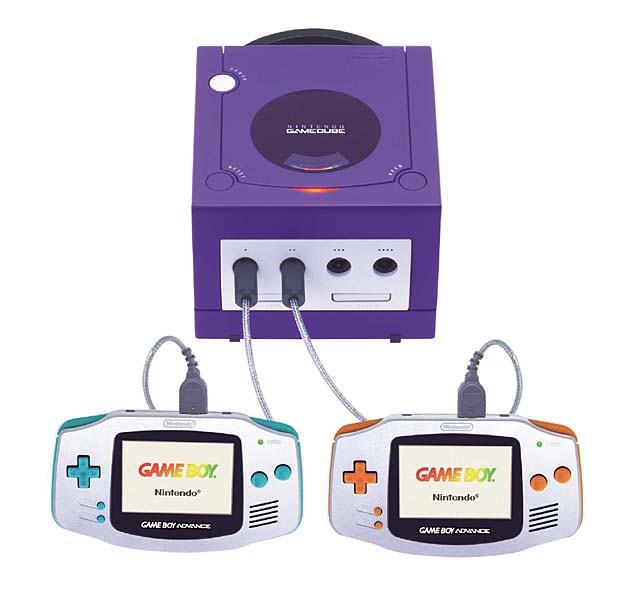 遂にベールを脱いだ「NINTENDO GAMECUBE」