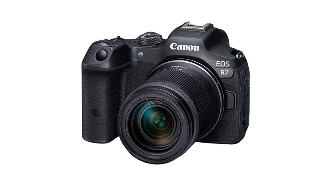 最高8.0段の手ブレ補正と高速連写・高性能AF を実現した「EOS R