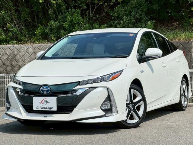 トヨタ プリウスPHV Aレザーパッケージ 禁煙車 TRDエアロ 白革