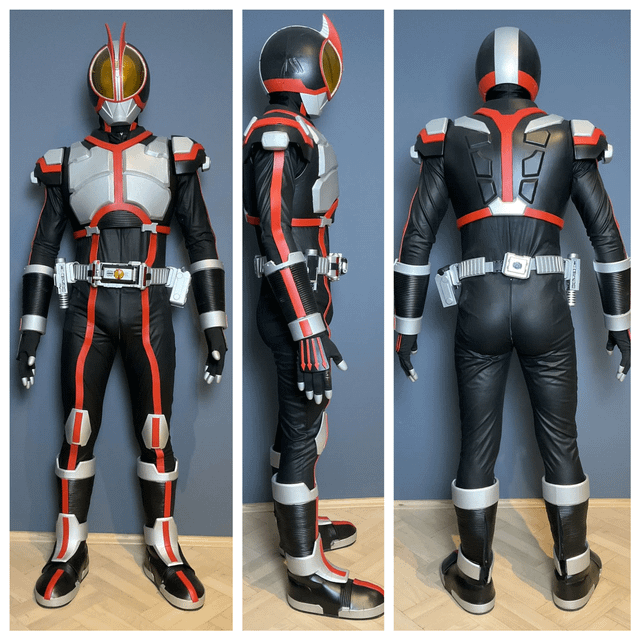 仮面ライダーファイズのコスプレ売ります（詳細はコメントで） : r