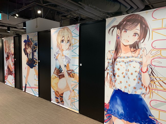 作品初の展示会『彼女、お借りします展』東京会場10月26日まで開催中