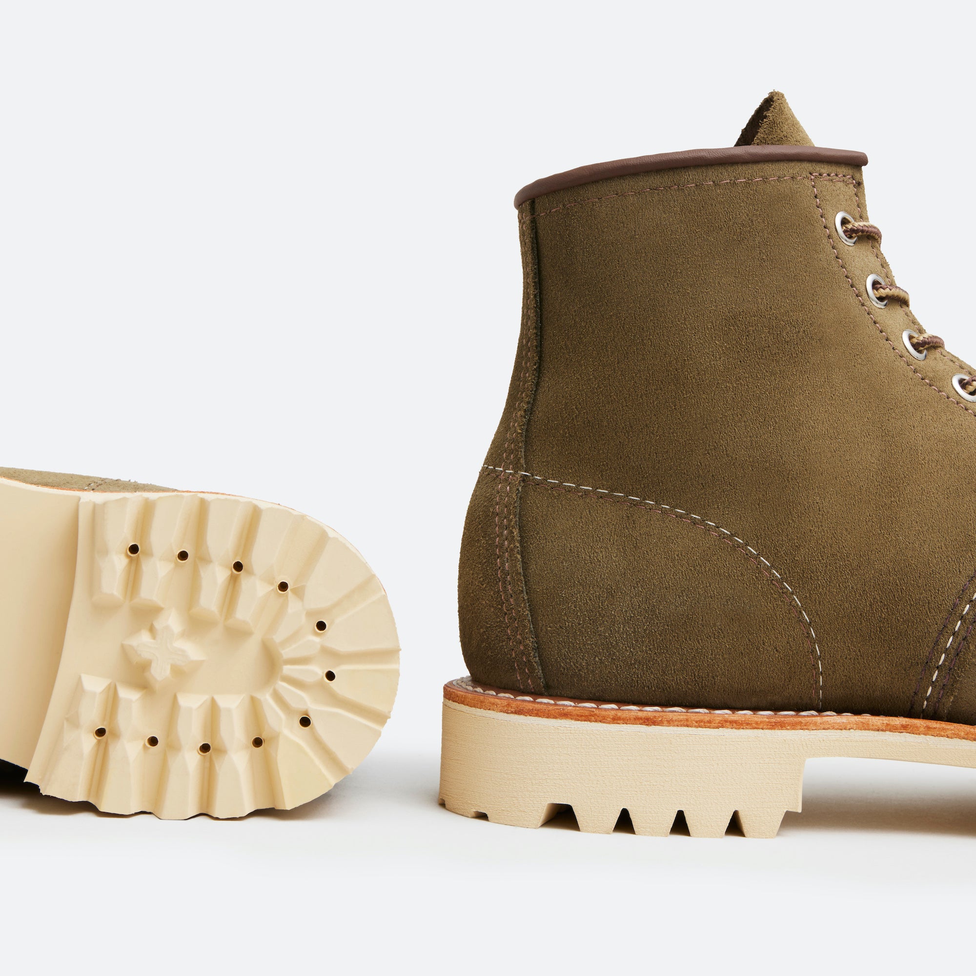 8203 Moc Toe Loden Abilene – Red Wing Amsterdam