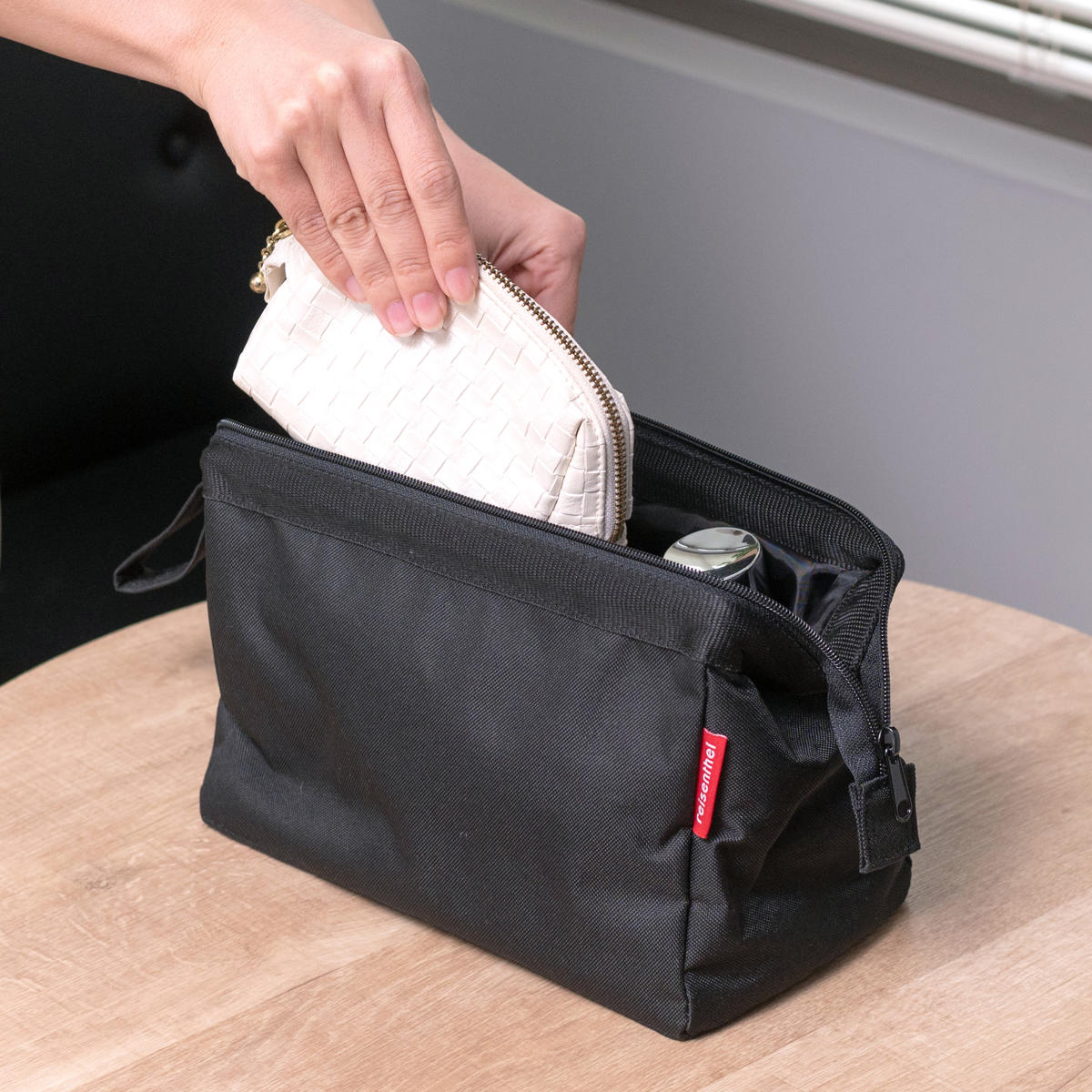 トラベルコスメティック（TRAVEL COSMETIC）
