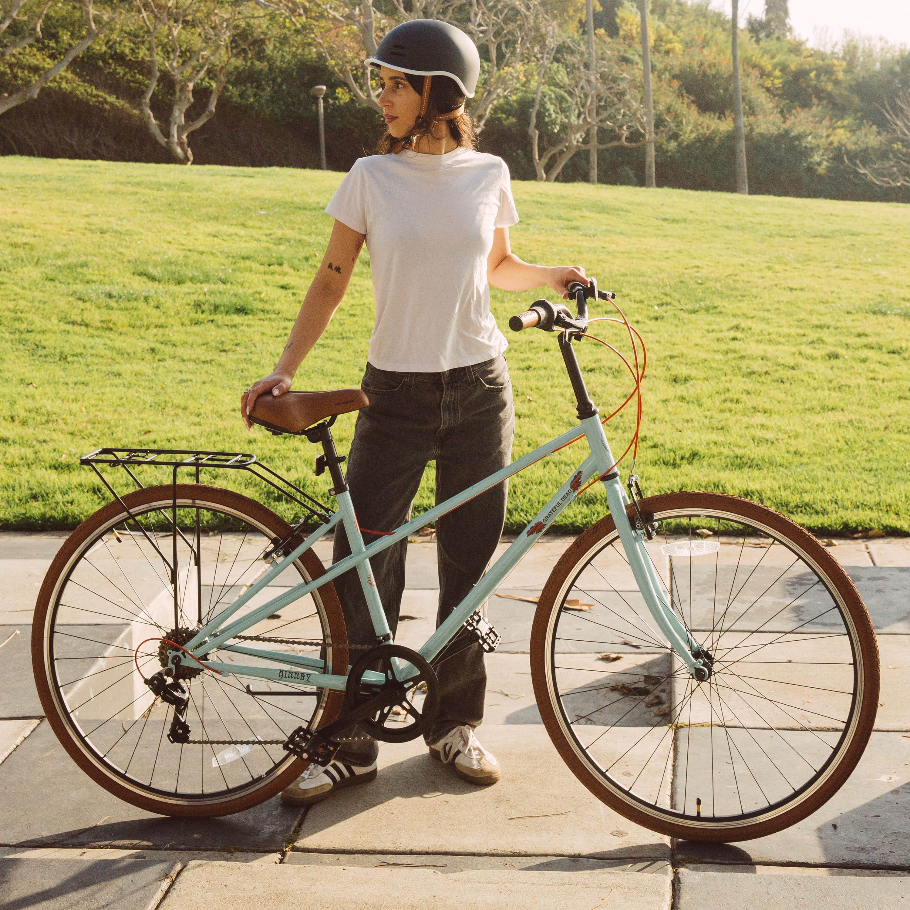 Kinney Mixte City Bike - 7 Speed - Grateful Dead | retrospec