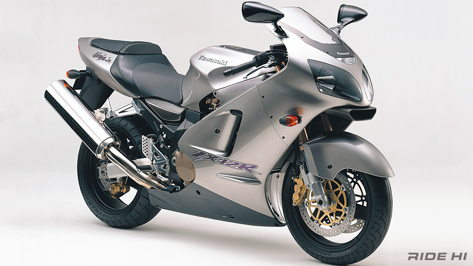 ZX-12Rのエンジン上を通る独創のモノコックフレーム！【このバイクに