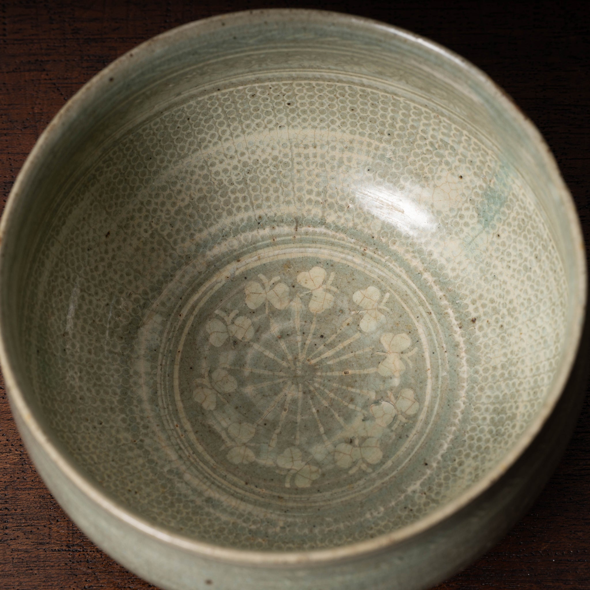 高麗青磁 礼賓三島象嵌漢字文鉢 – 燦禾 SANKA