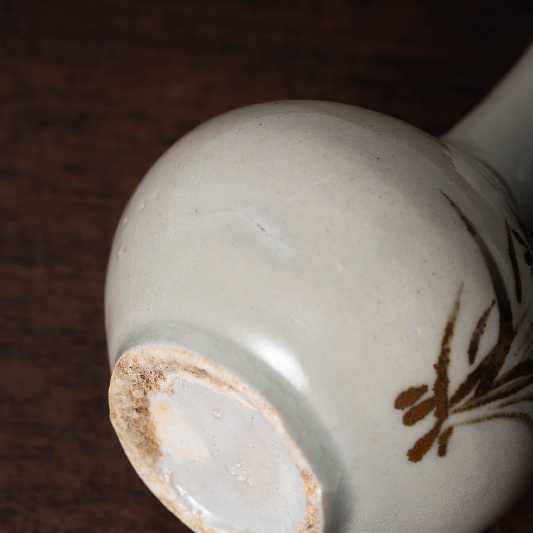 李朝 分院手白磁鉄絵草花文瓶 – 燦禾 SANKA