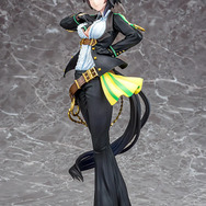 クールかつ大胆な衣装！『ウマ娘』より「フジキセキ」が勝負服姿で