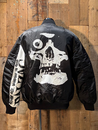 SHOCKER HALLOWEENフェアより今季のアウターアイテムとしてBALZACと