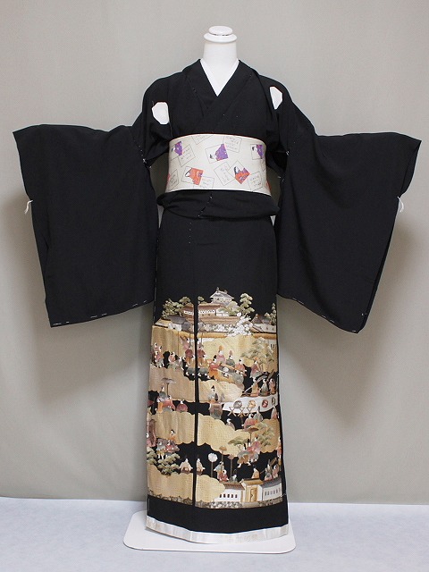 楽天市場】刺繍柄の正絹江戸妻 未仕立 江戸褄 正絹黒留袖 豪華な柄