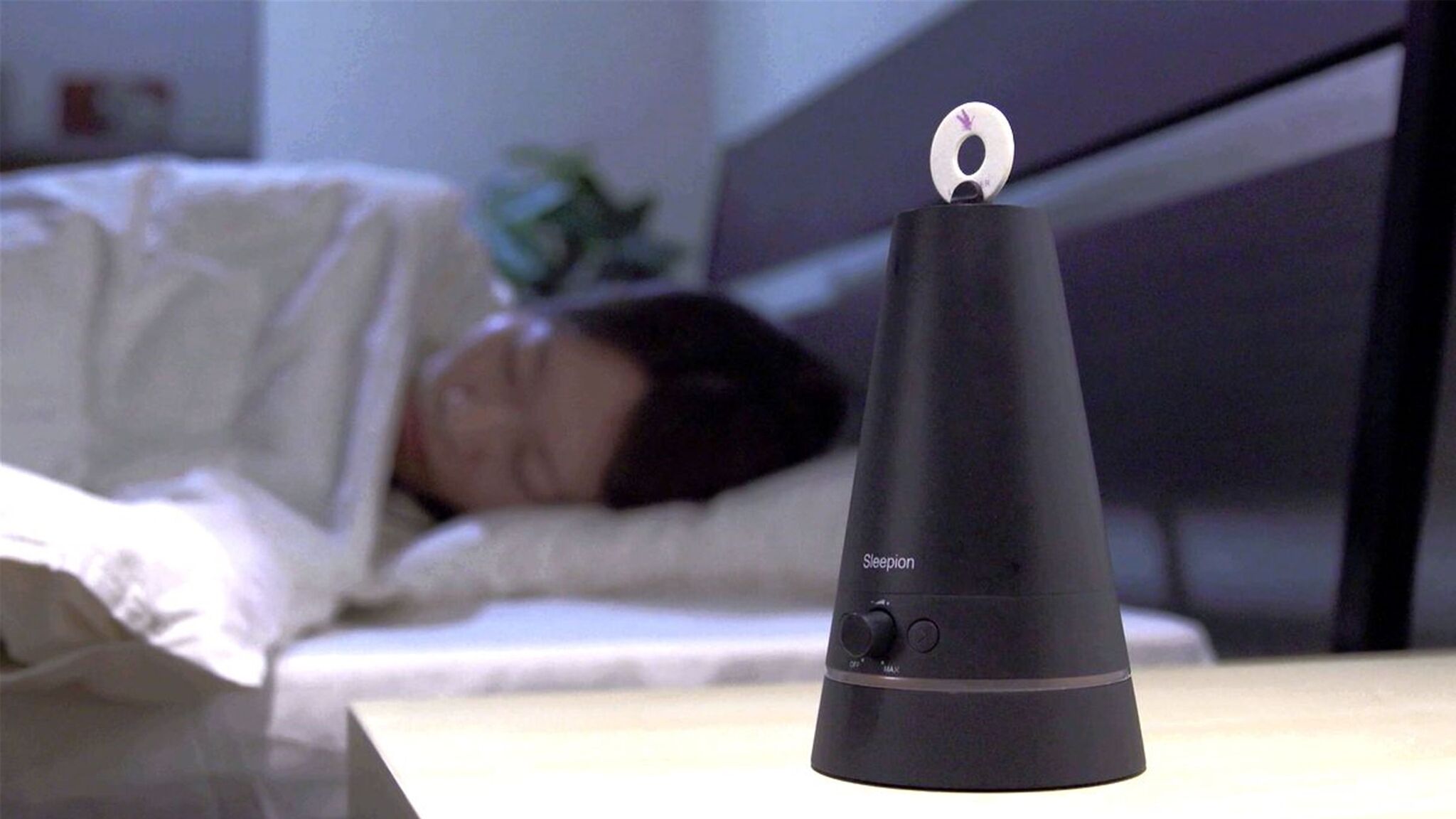 自然な音、天然の香り、安らげる光。 快眠サポートツール「Sleepion3」