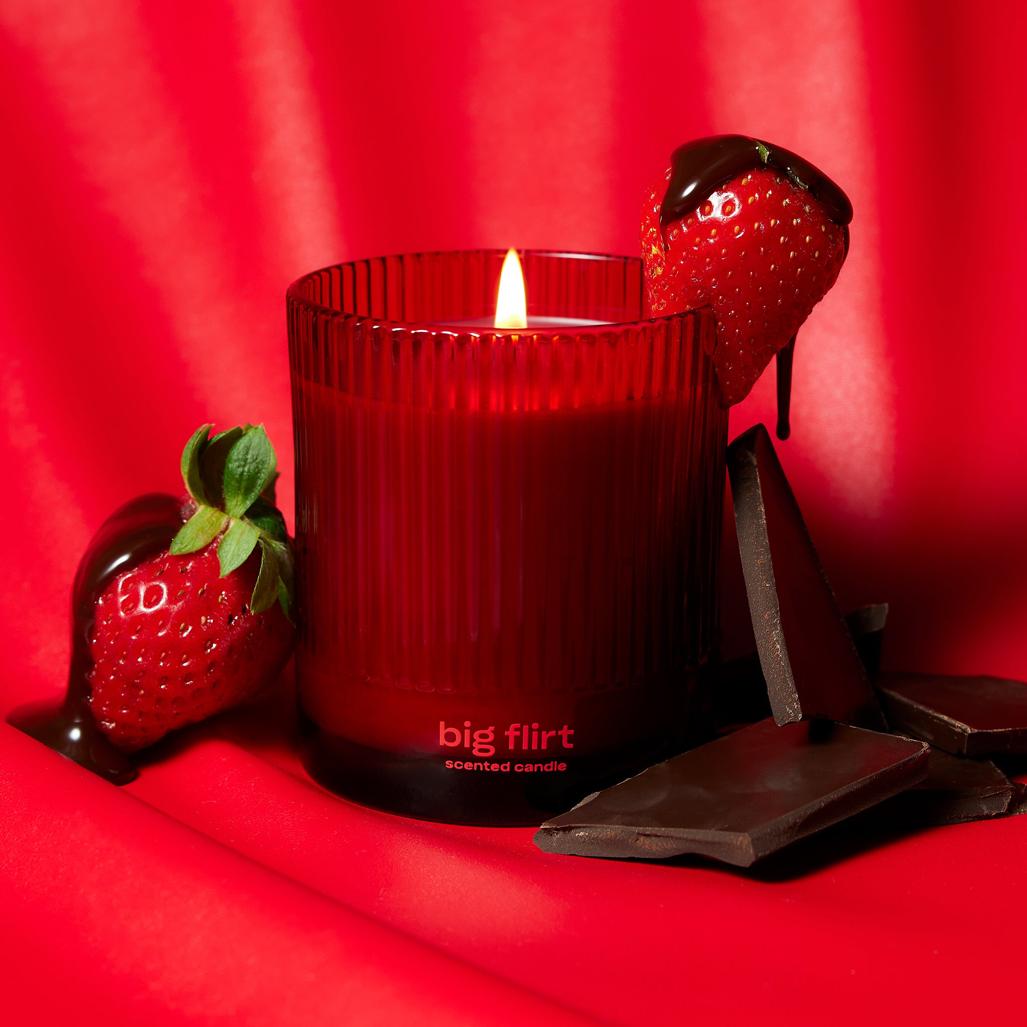 Big Flirt | Chocolate and Strawberry Candle | Snif