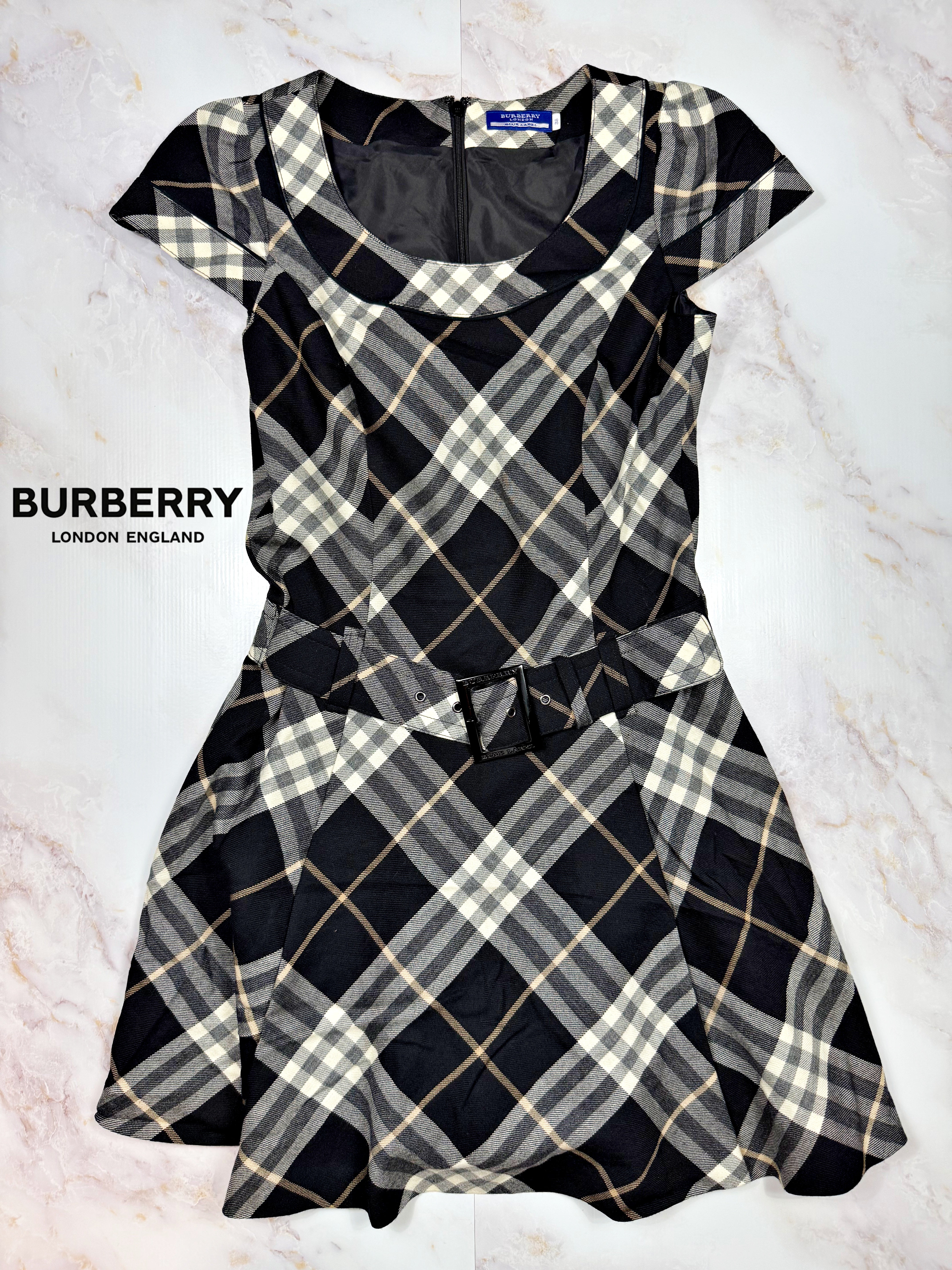 N*o様 BURBERRY BLUE LABEL 表ウール100%ミニワンピース BURBERRY BLUE