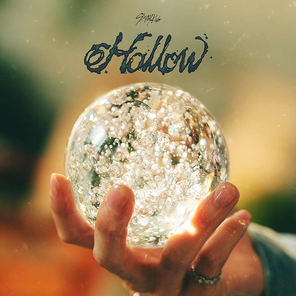 CDJapan : Hollow [Regular Edition] Stray Kids CD Album