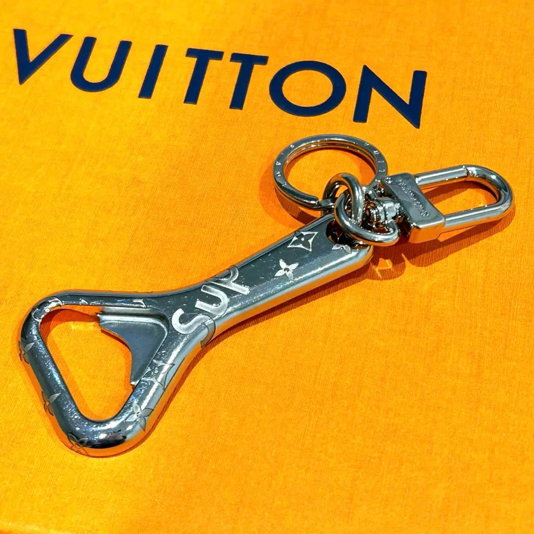 2026年最新】Supreme LOUIS VUITTON キーホルダーの人気アイテム