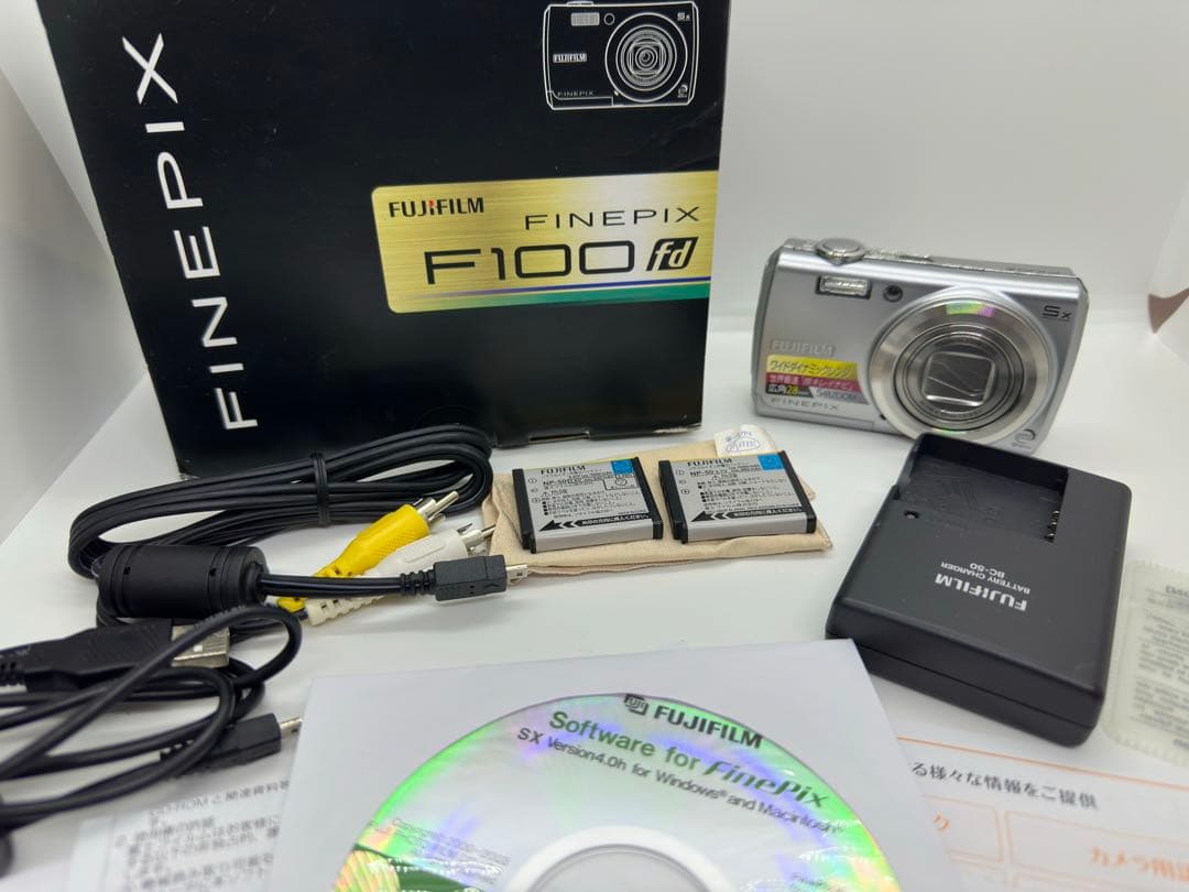 Fujifilm FinePix F100fd コンパクトデジタルカメラ Fujifilm F100fd Review - Imaging Resource
