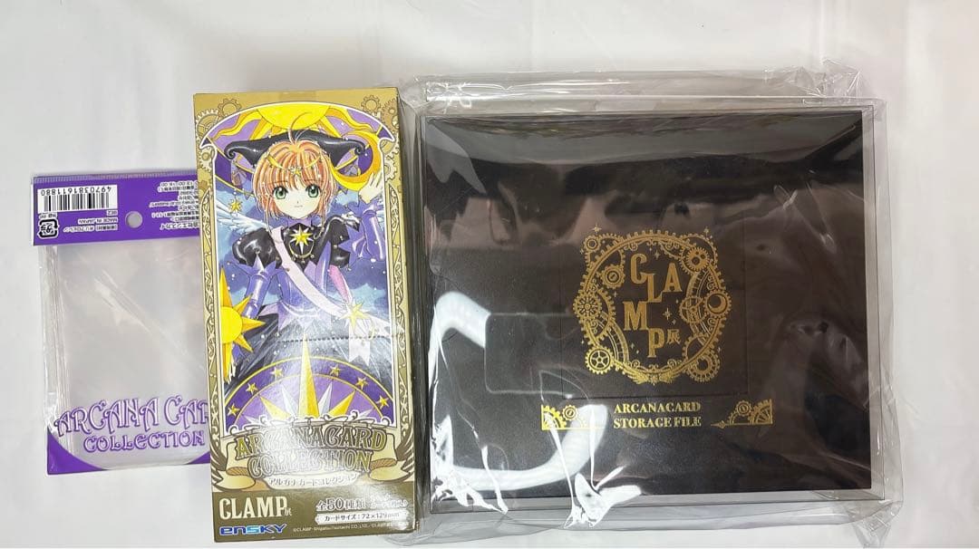 clamp展 アルカナカードコレクションBOX　収納ファイル　コンプリート CLAMP展 商品情報】 ◼️アルカナカード収納ファイル ファイル本体と