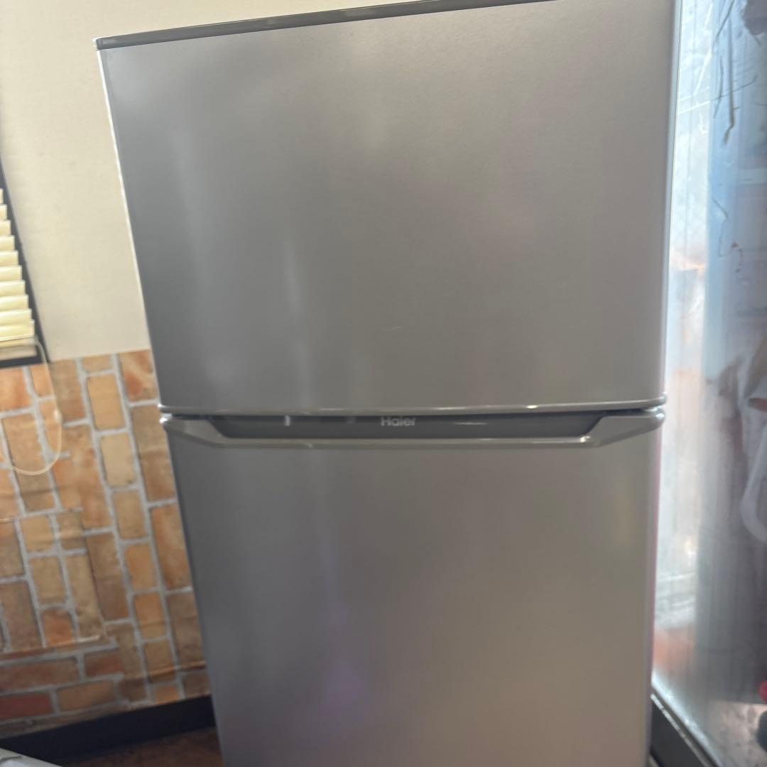 Haier シルバー冷蔵庫　2021年　130L 家庭用 JR-M28AR-S ステンレスシルバー 冷凍冷蔵庫 右開き 279L 幅545mm