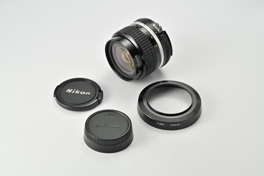 ニコン Ai Nikkor 24mm F2S フード付き Amazon.co.jp: Nikon 単焦点レンズ AI 24 f/2.8S フルサイズ対応