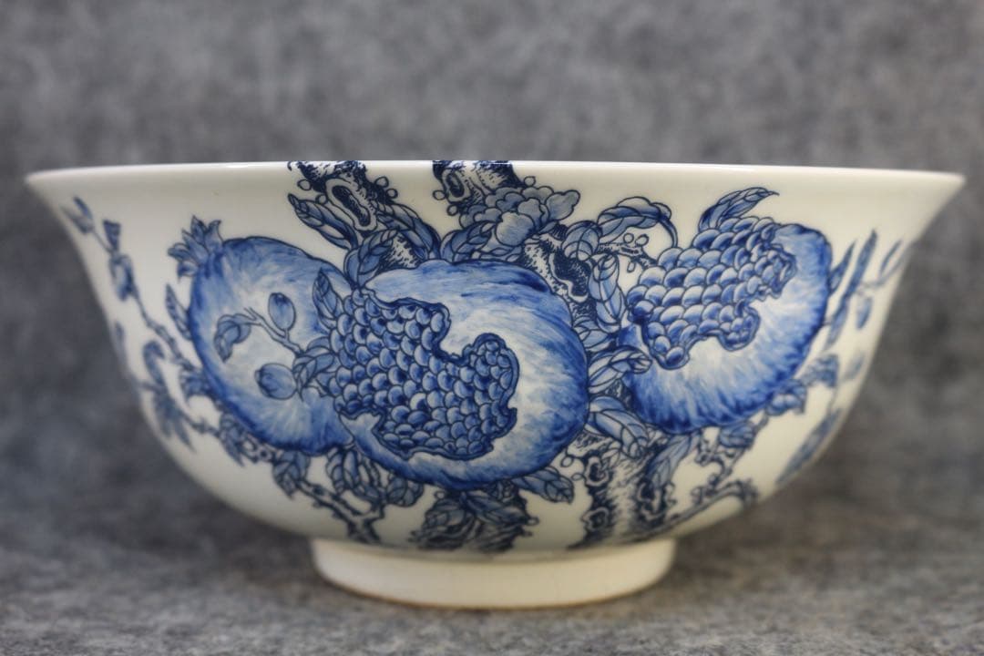 雍正年製　美品　お茶碗　お皿　釉上青花瓷 「過牆石榴文」碗　美品　レア tyawann-743.jpg?v=1756106650&