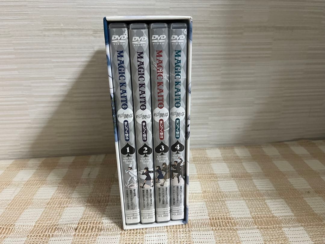 まじっく快斗 初回全4巻セット DVD セル版 2026年最新】まじっく快斗 dvdの人気アイテム - メルカリ