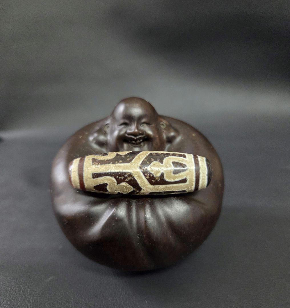 865　天珠　亀甲長壽蓮花宝瓶天珠　紅玉髄.貴重　珍品　dzibeads！ 亀甲長寿天珠 & 蓮花宝瓶天珠 ブレス | 天然石 〜言霊〜 楓