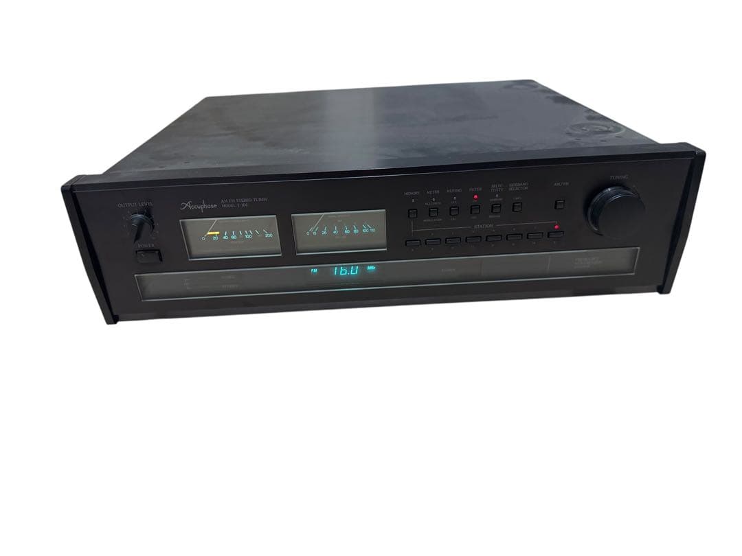 Accuphase アキュフェーズ　T-106 FM/AMチューナー Accuphase T-106 Vintage AM / FM Tuner