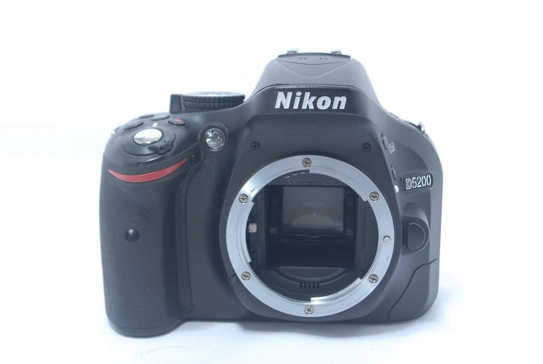 初心者おすすめ♥️Nikon D5200♥️スマホ転送 一眼レフカメラ 望遠
