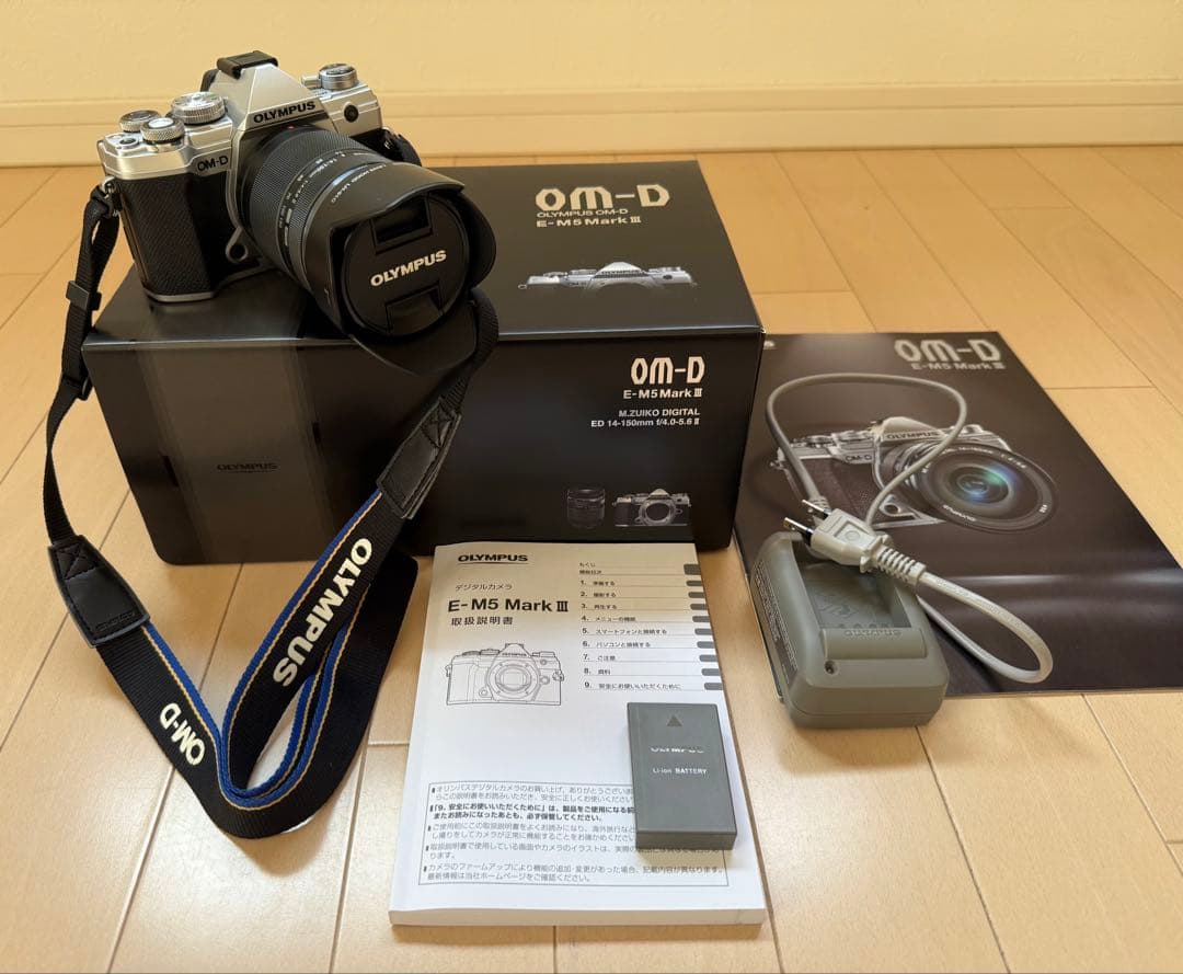 naichan 専用　　OLYMPUS OM-D E-M5 Mark III Amazon.com : OM SYSTEM Olympus OM-D E-M5 Mark III Silver Body with
