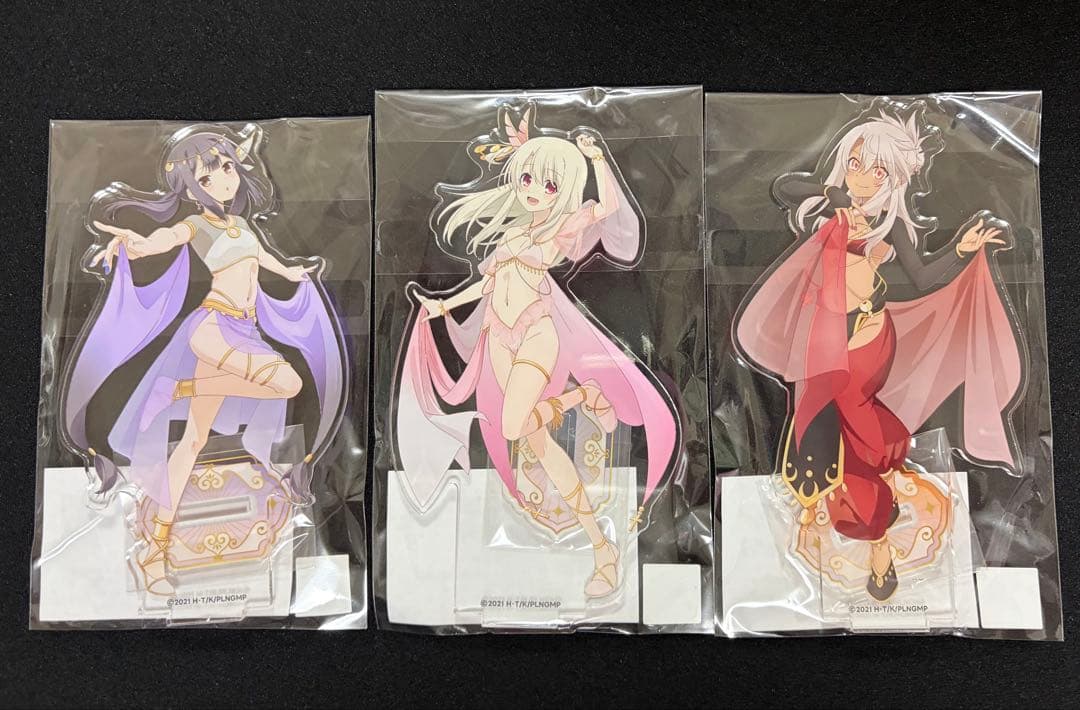 ①アクスタ3種セット　プリズマイリヤ　アラビアンstyle くじ プリズマ☆イリヤ くじコレ アラビアンStyle イリヤ 5点 - メルカリ