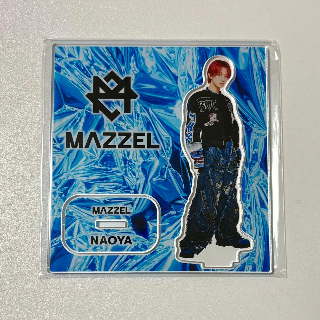 MAZZEL ナオヤ アクスタ - メルカリ