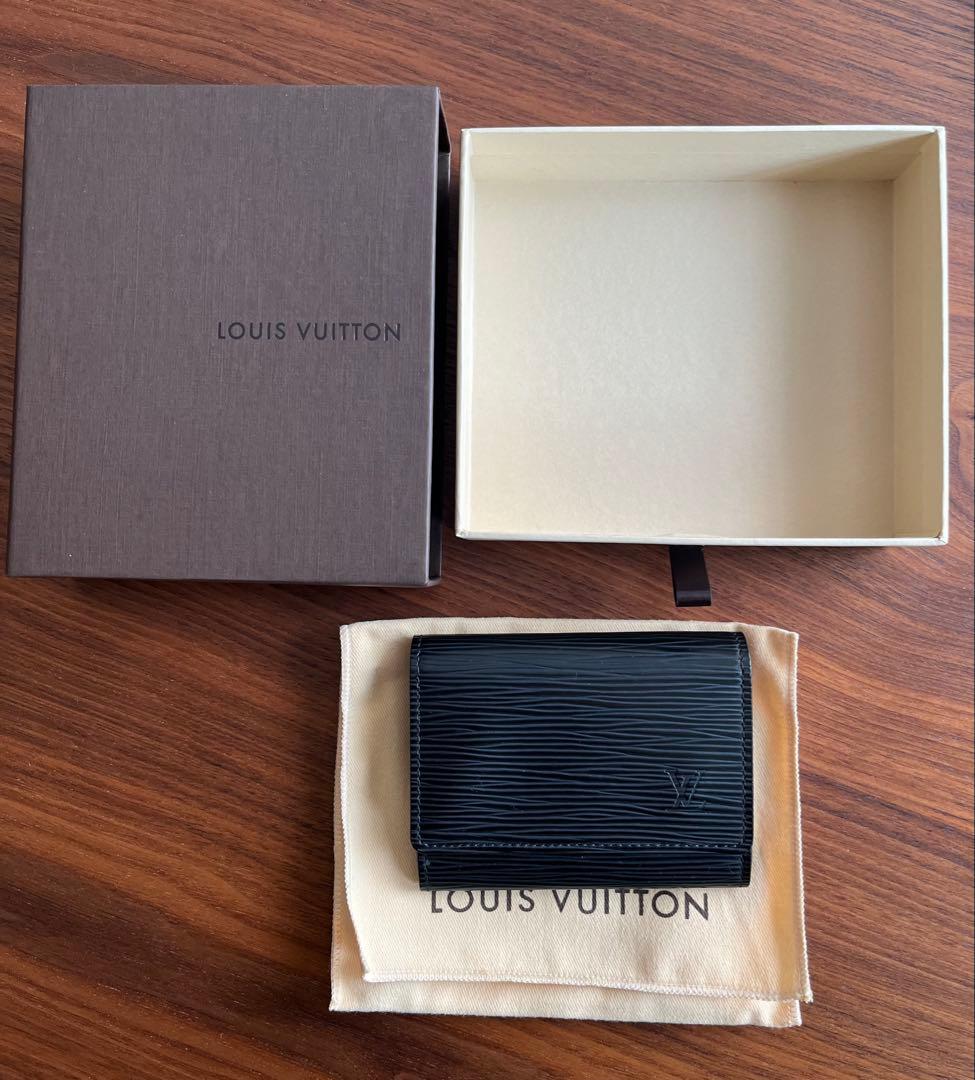 ルイヴィトンエピ　ブラック名刺入れ ルイ・ヴィトン 名刺入れ エピ ブラック LOUIS VUITTON ルイヴィトン