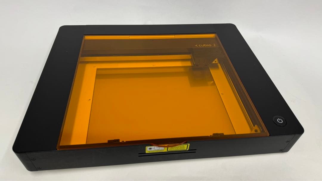 クビオ2 Cubiio 2 レーザー加工機 Cubiio 2」高性能レーザー加工機／A4・金属に彫刻できるのにわずか6kg