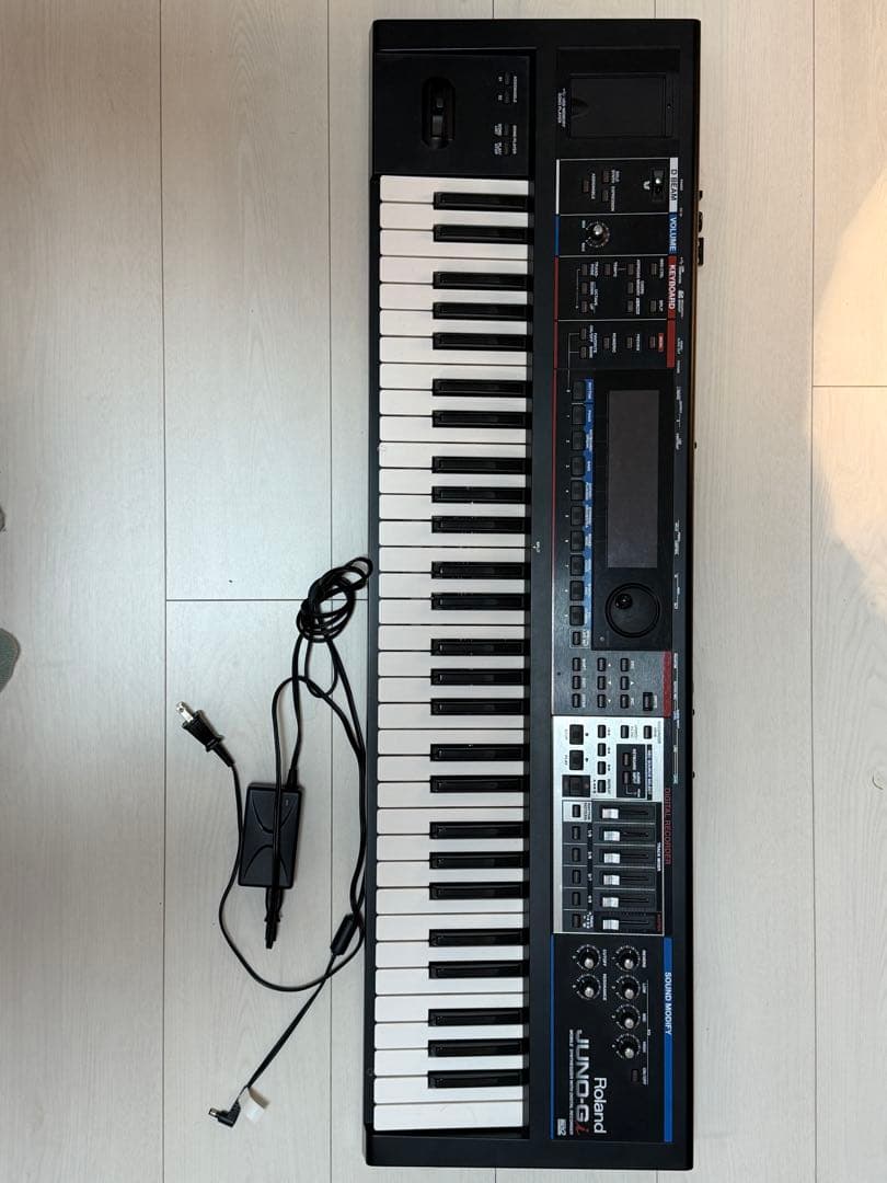 Roland JUNO-Gi シンセサイザー Roland JUNO-Gi 61-Key Synthesizer | Sweetwater
