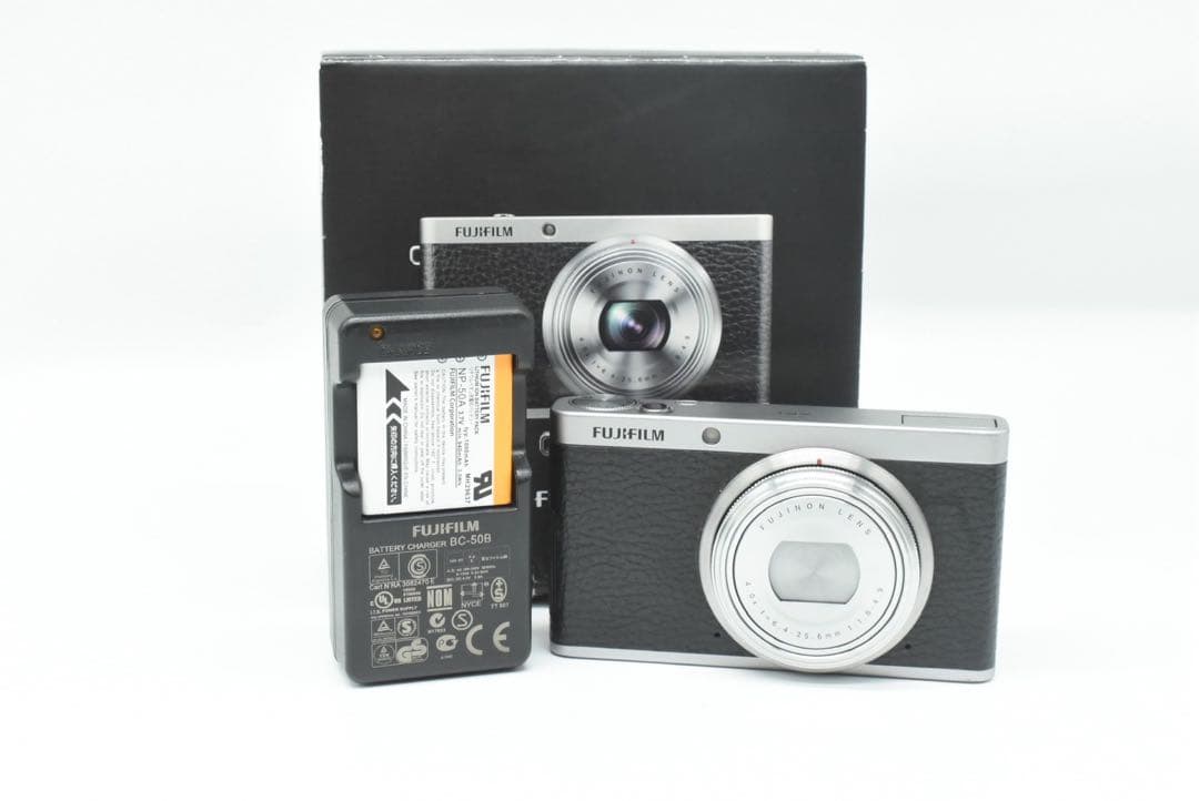 ▪️美品▪️フジフィルム FUJIFILM xf1 Amazon | FUJIFILM デジタルカメラ XF1 光学4倍 レッド F FX-XF1R