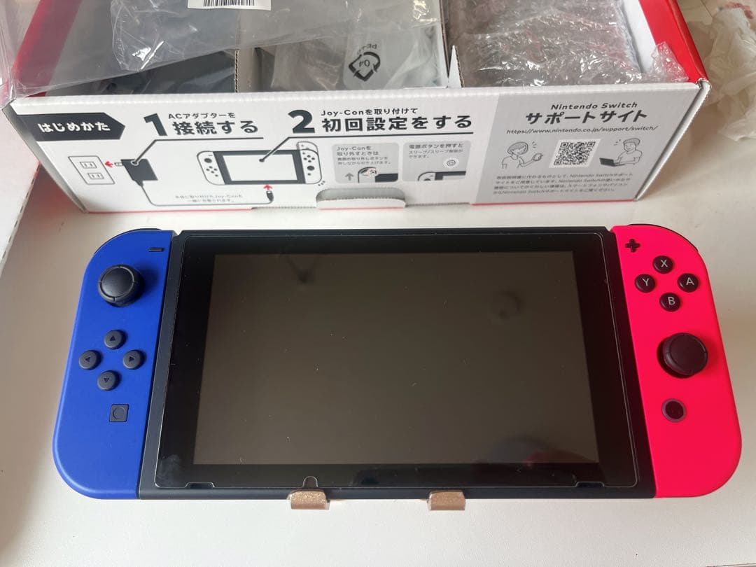 Nintendo Switch ストア限定版 カラーカスタマイズ Joy-Co… Nintendo Switch HAD-S-KABAH Joy-Con(L) ネオンブルー/(R) ネオン
