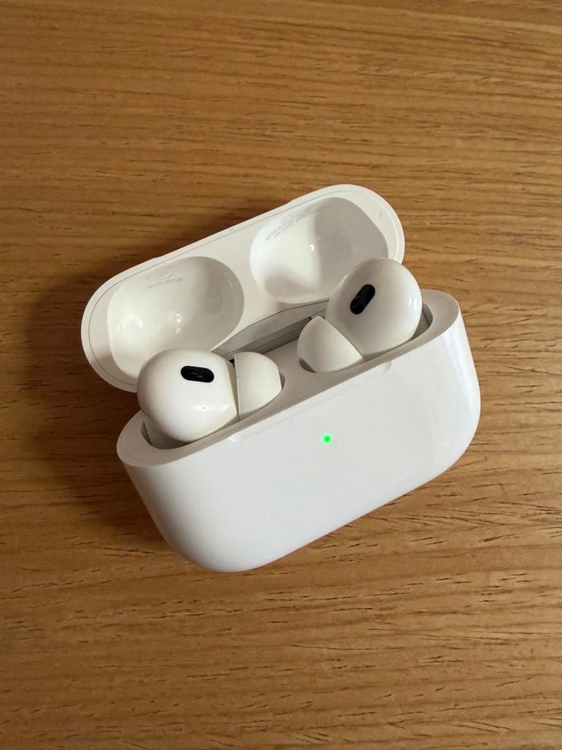 Apple AirPods Pro 2（Lightning端子モデル） AirPods Pro 第2世代 Lightning端子 【公式通販】