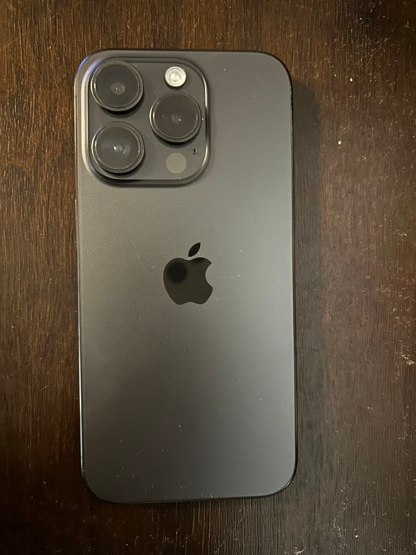 iPhone15Pro ジャンク Luxe Snap for MagSafe Apple iPhone 15 Pro Max Recycled Cell Phone Case