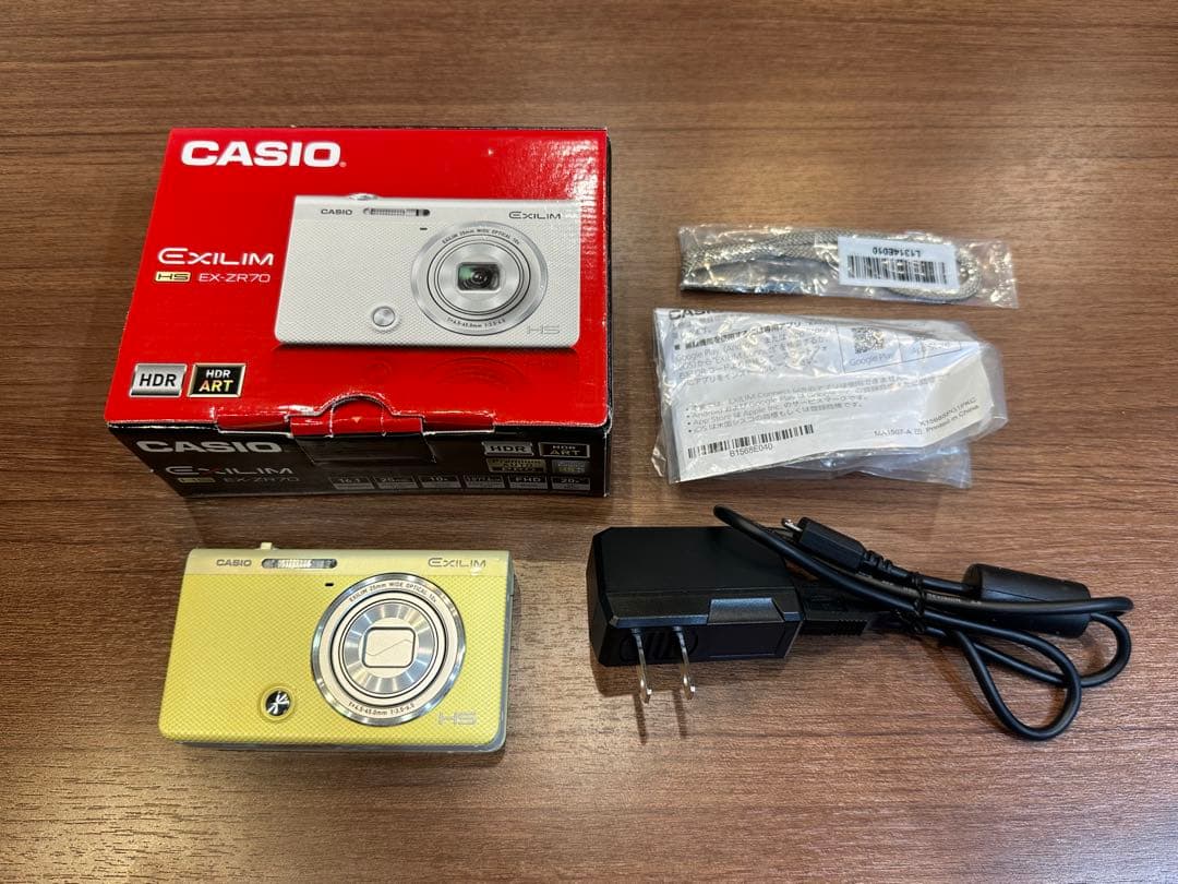 美品 CASIO EXILIM デジカメ EX-ZR70 イエロー Amazon | CASIO デジタルカメラ EXILIM EX-ZR70YW 「自分撮りチルト
