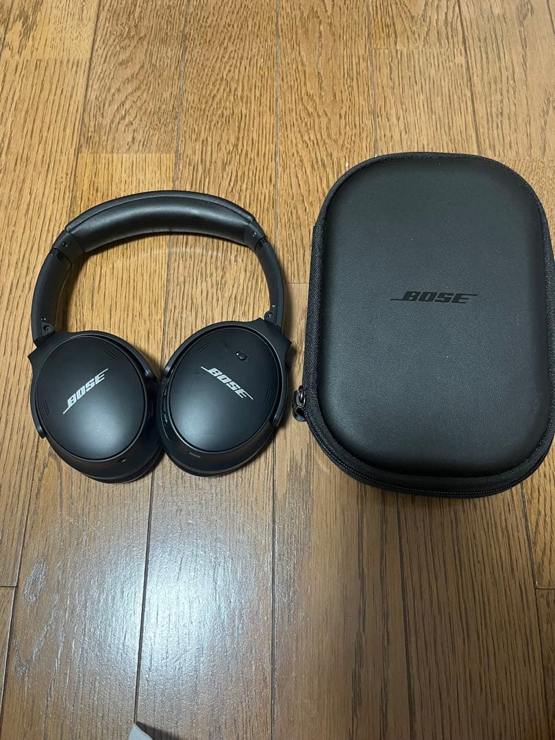 Bose ワイヤレスヘッドホン ケース付き　QC45 BOSE QuietComfort 45 ワイヤレスヘッドフォン /スーツケースレンタル