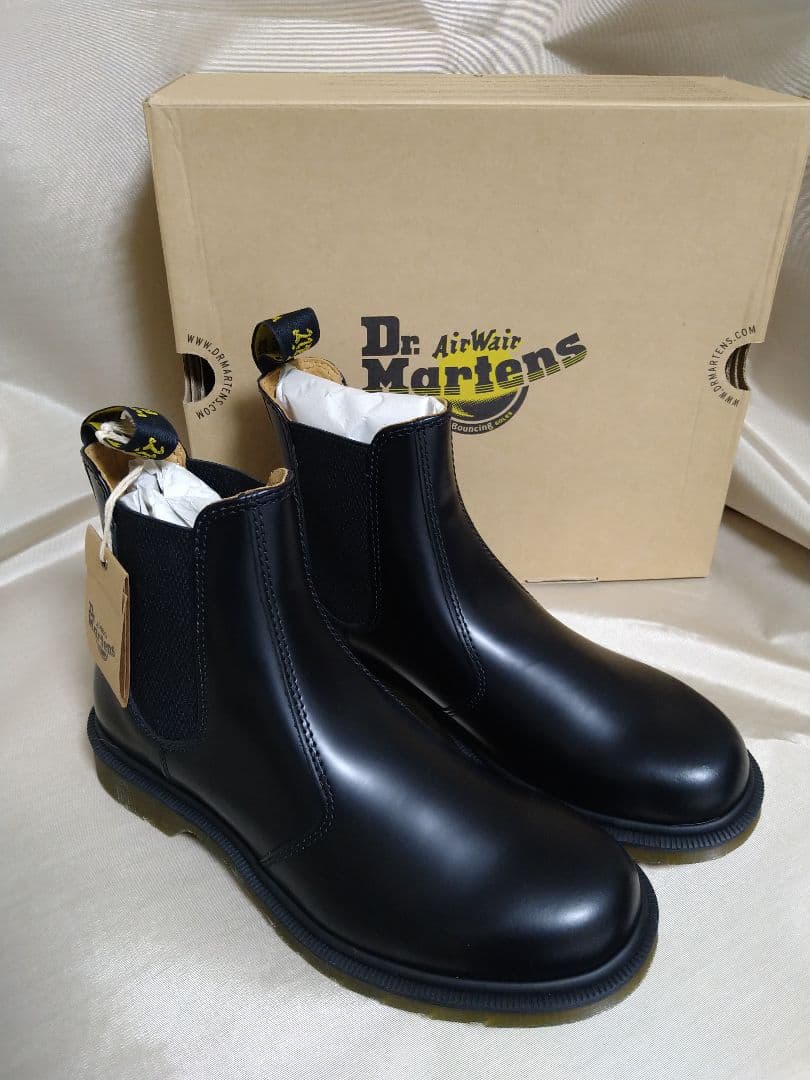 新品Dr. Martens ドクターマーチン kaherukun Dr Martens☆JADON II STAR☆厚底☆BLACK+CLASH PINK (Dr.Martens