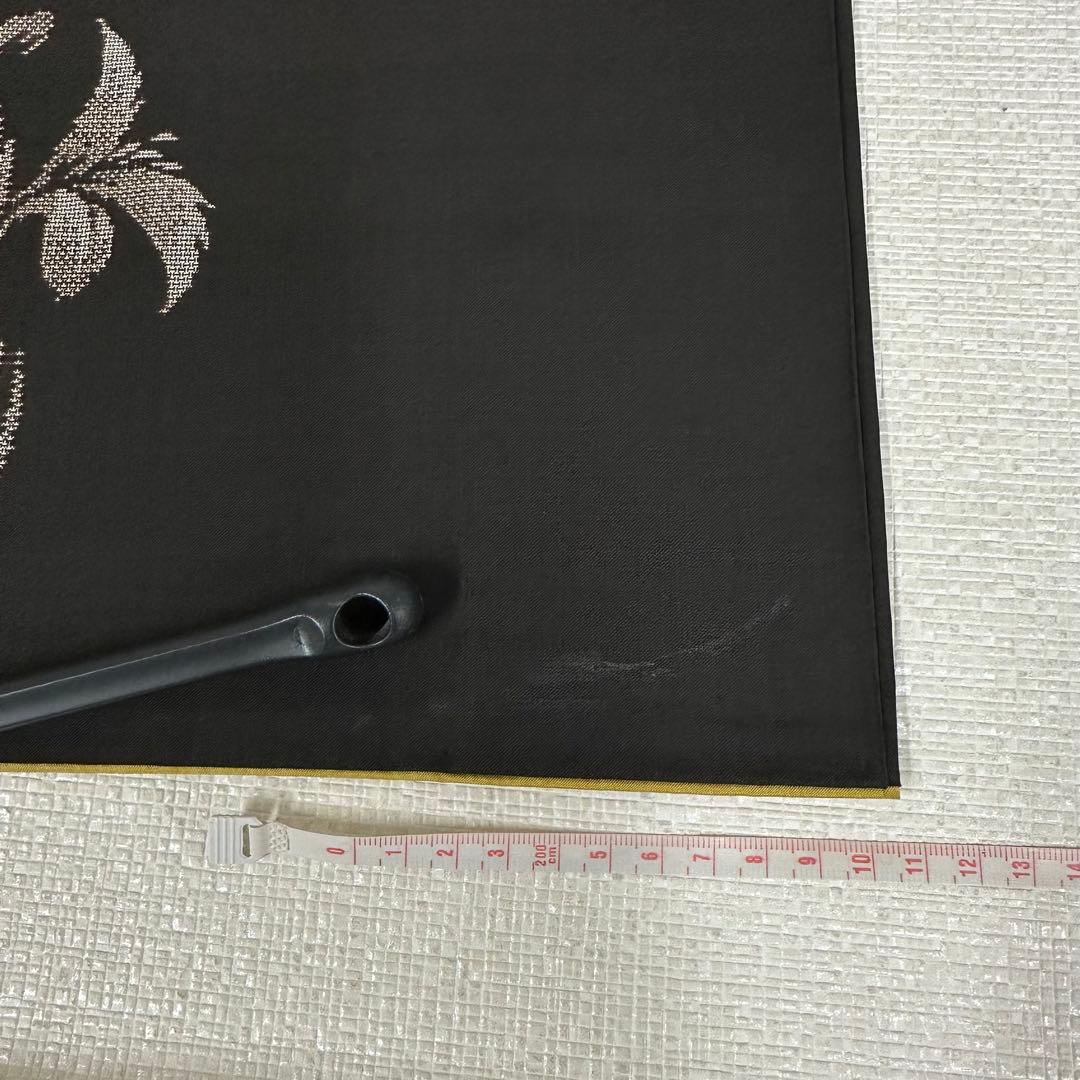 大島紬 袷 正絹 東京ますいわ屋 黒 地空き 植物飛び柄 身丈155.5裄63