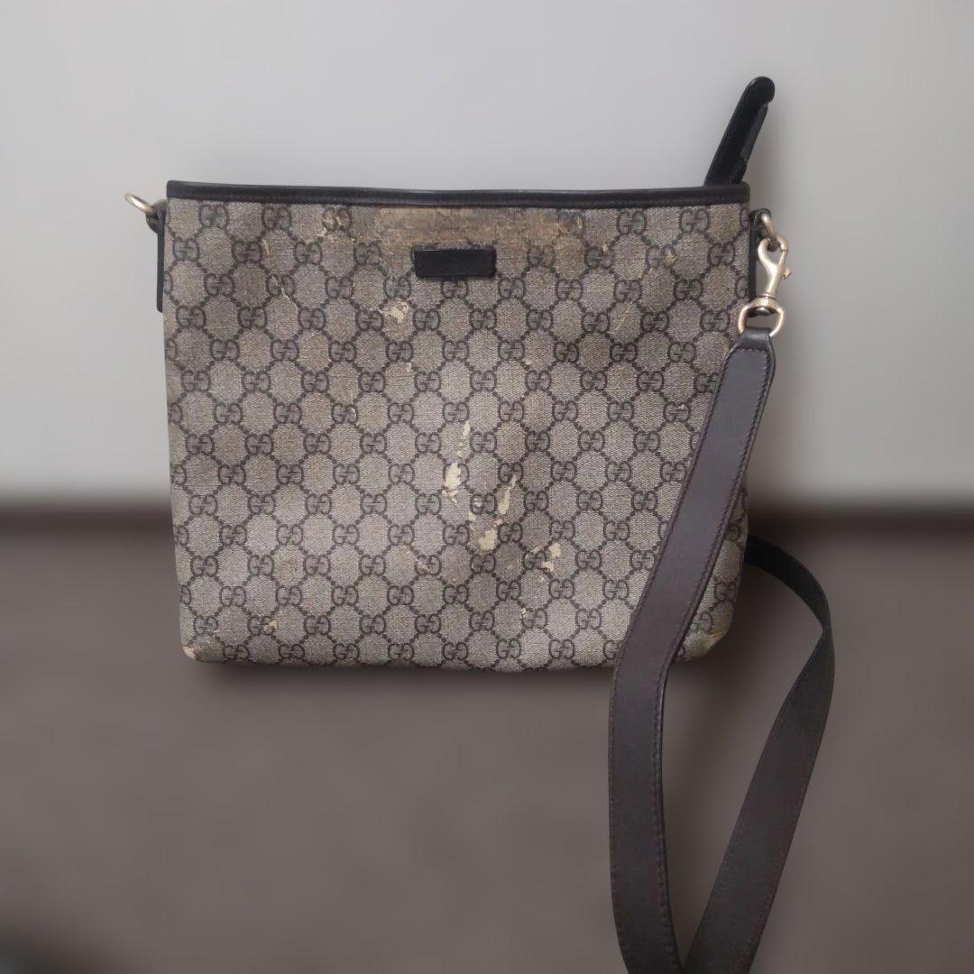 Gucci ショルダーバッグ ベージュ キャンバス グッチGGキャンバス ベージュ/茶 レディース ショルダーバッグ 131326