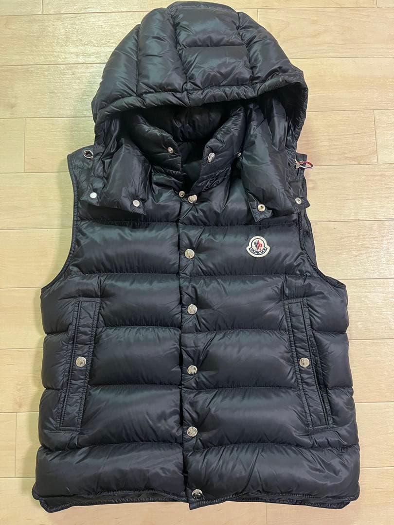 【美品】MONCLER BILLECART ダウンベスト サイズ2 黒 MONCLER（モンクレール） MONCLER TIB GILET ダウンベスト ナイロン 3