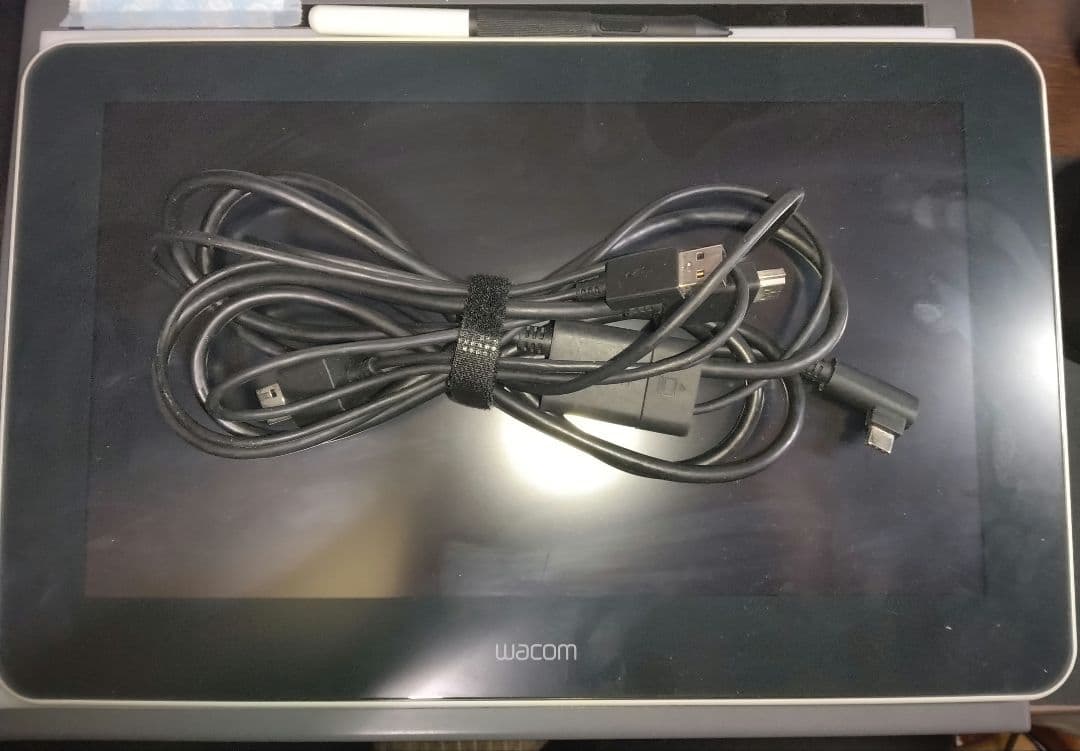 Wacom One DTC133とHi-uniブラシ データー Wacom One DTC133とHi-uniブラシ データー - メルカリ