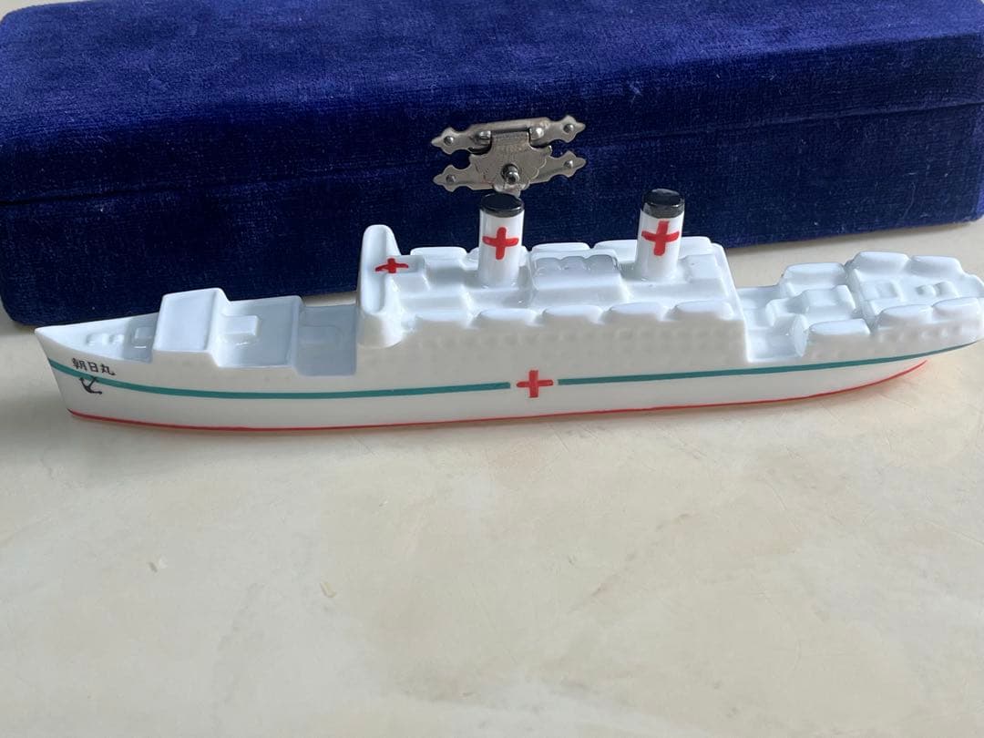 大日本帝国海軍 朝日丸 海軍特別病院船 近海郵船株式会社 置物 陶器