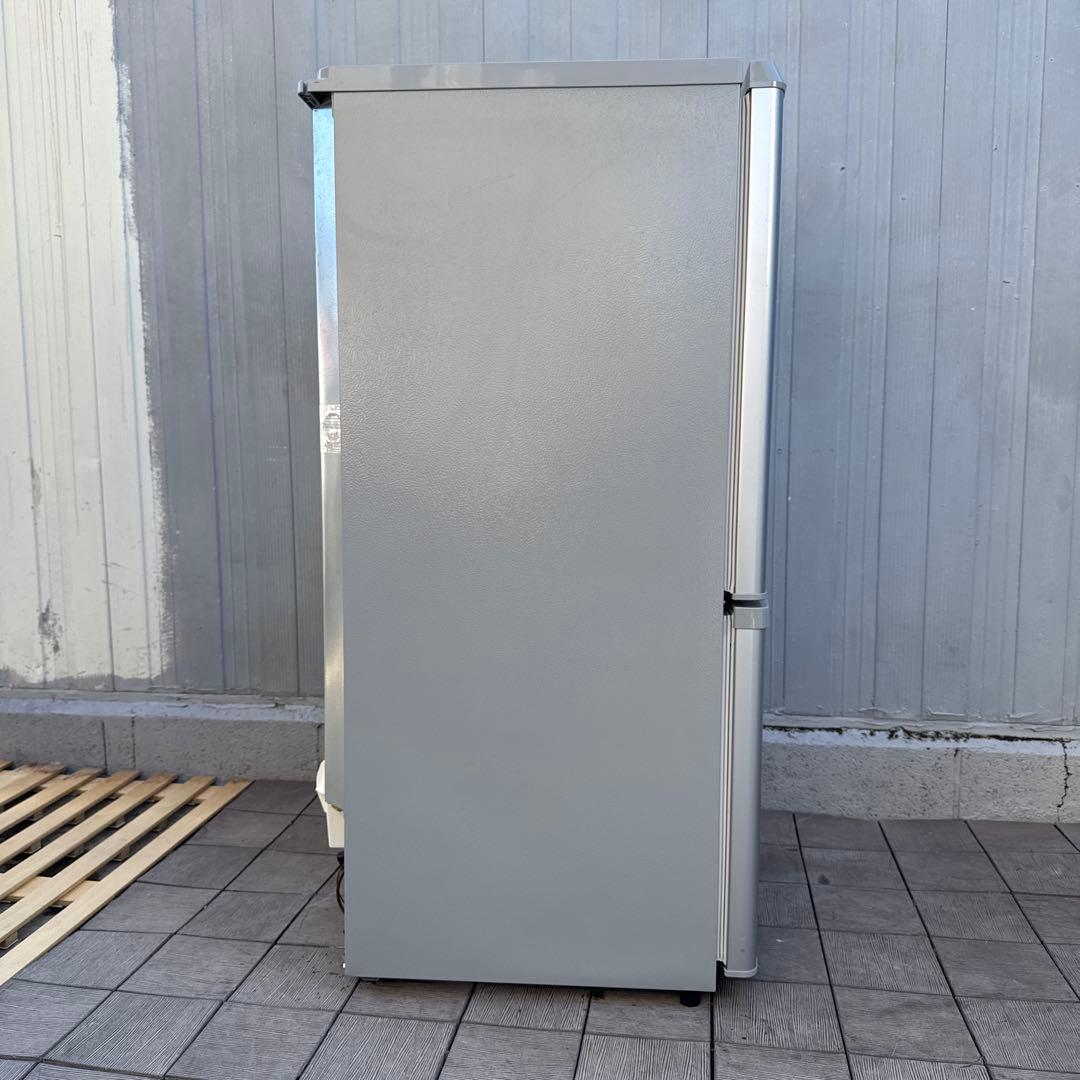 Panasonic 138L パーソナル冷蔵庫 2ドア 霜取り不要 シルバー - メルカリ